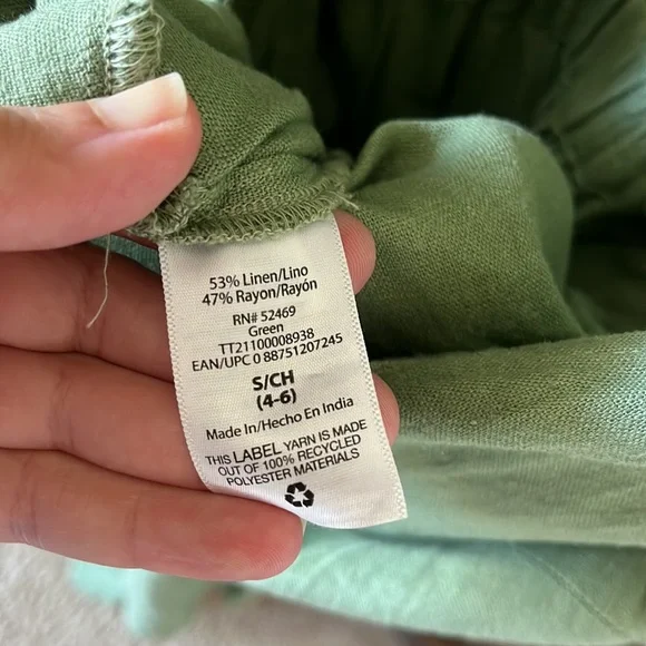 Linen Blend army green sleeveless V neck jumpsuit. - Picture 9 of 9